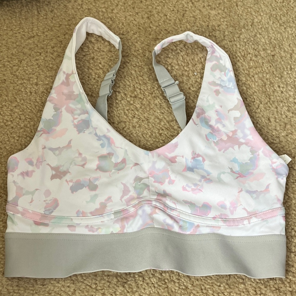 Fabletics Everyday Sports Bra, size Small